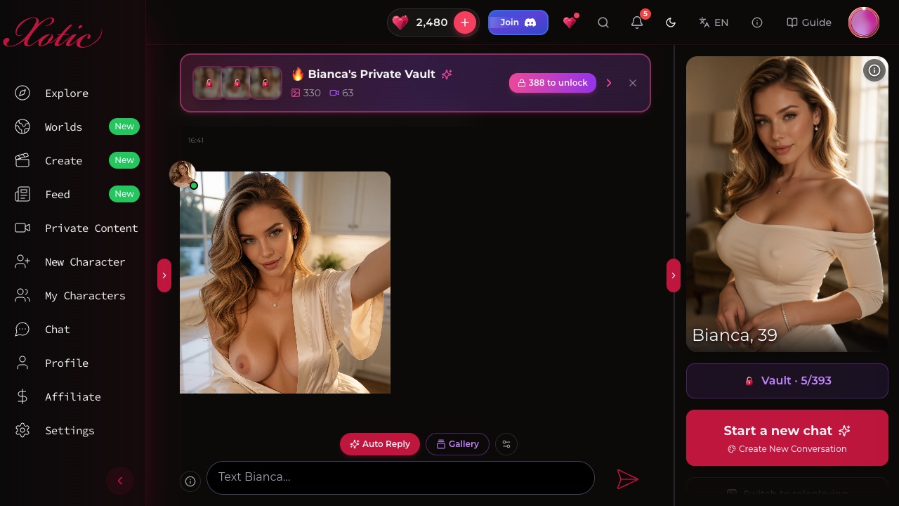 A sexting chat with a photo she sent on request